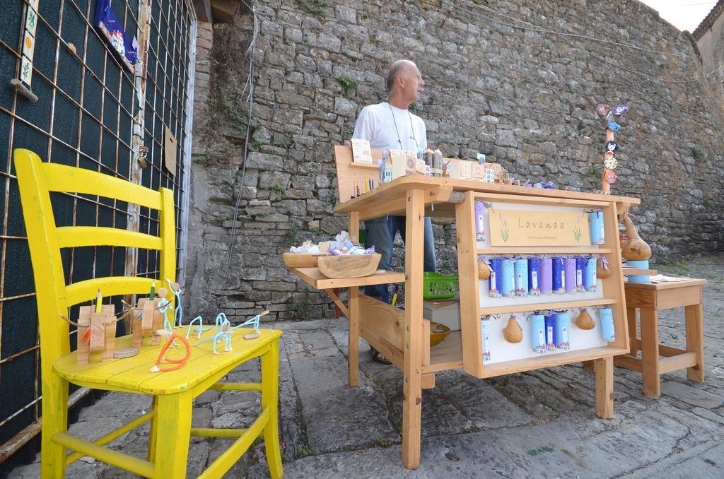 Bella Vista Apartments Motovun Eksteriør billede