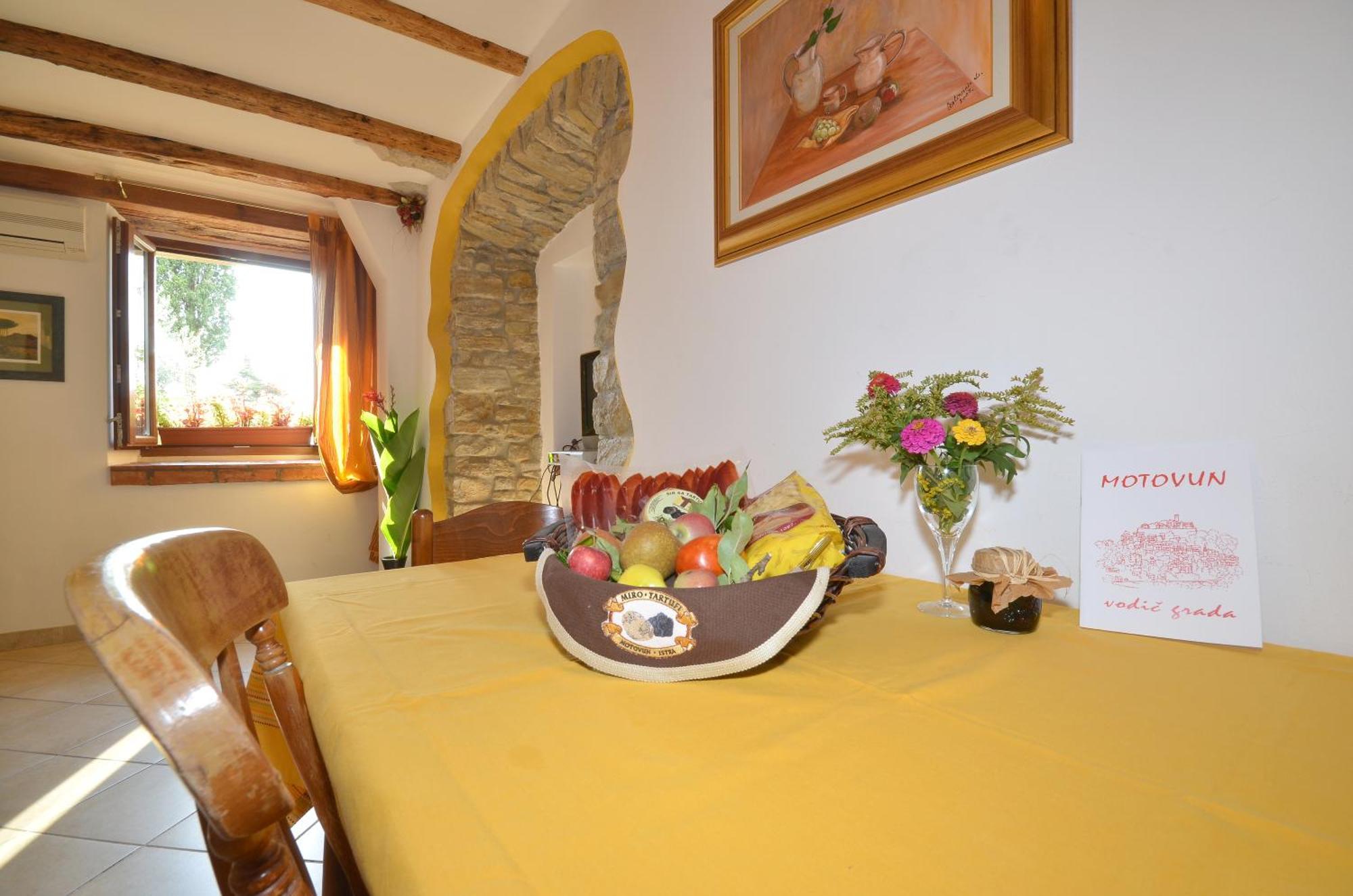 Bella Vista Apartments Motovun Værelse billede