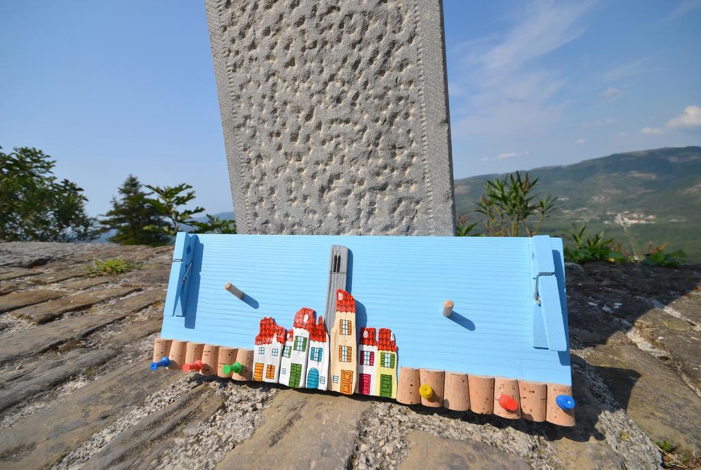 Bella Vista Apartments Motovun Eksteriør billede